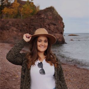 Meet your Posher, Amanda